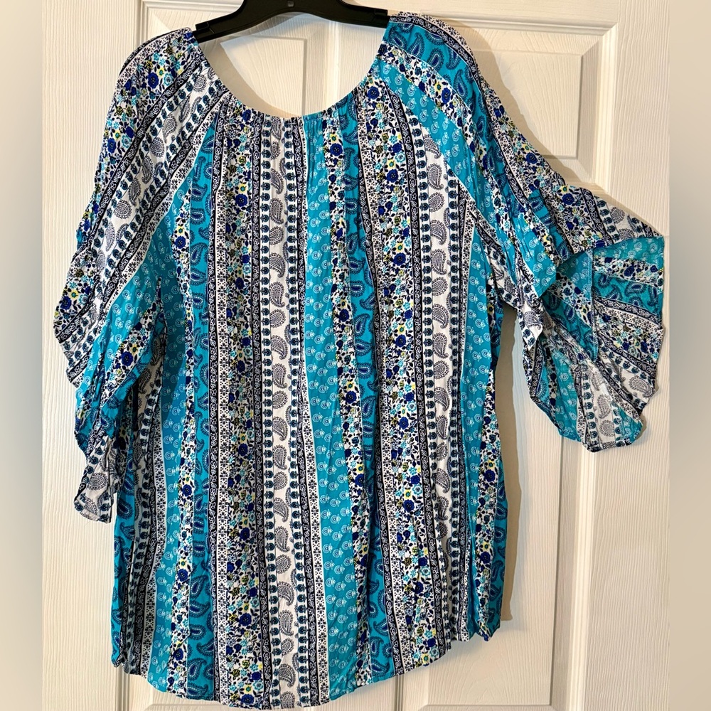 2/$24 Terra & Sky Blue and Coral Floral Blouses - Picture 9 of 11